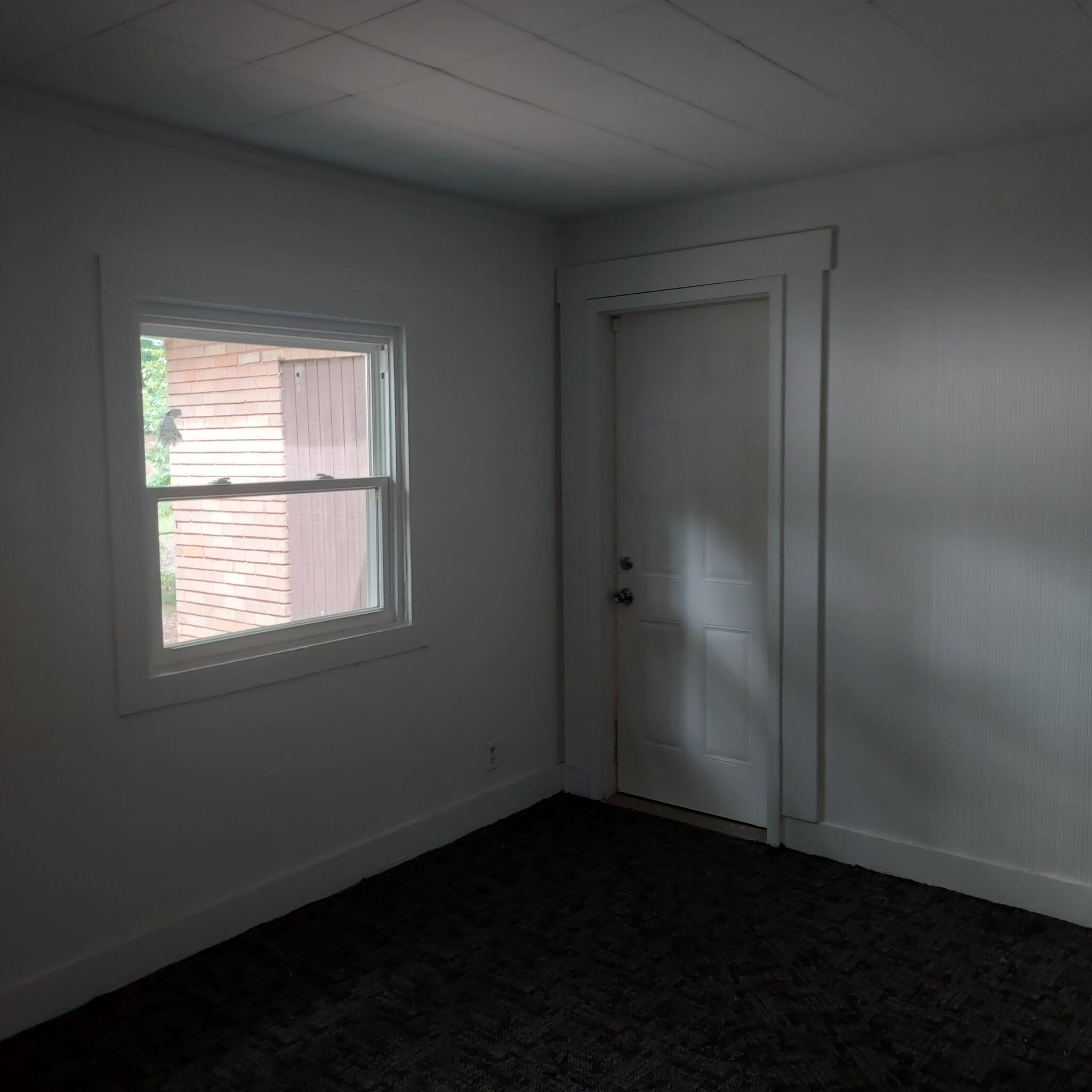 Building Photo - 1812 Kilburn Ave