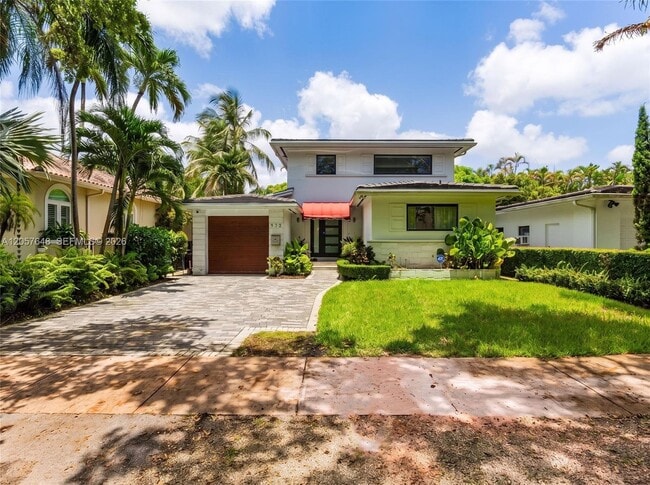 Building Photo - 925 Algaringo Ave