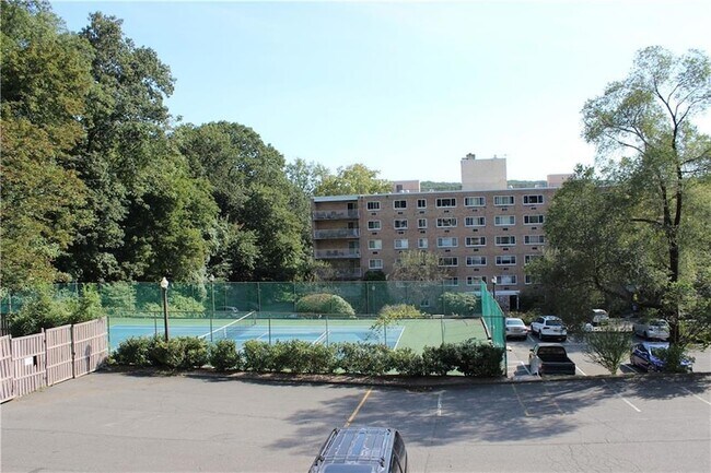 Building Photo - 416 Benedict Ave