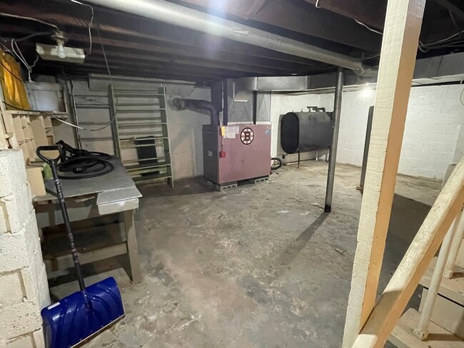 Building Photo - 31 Francis Ave