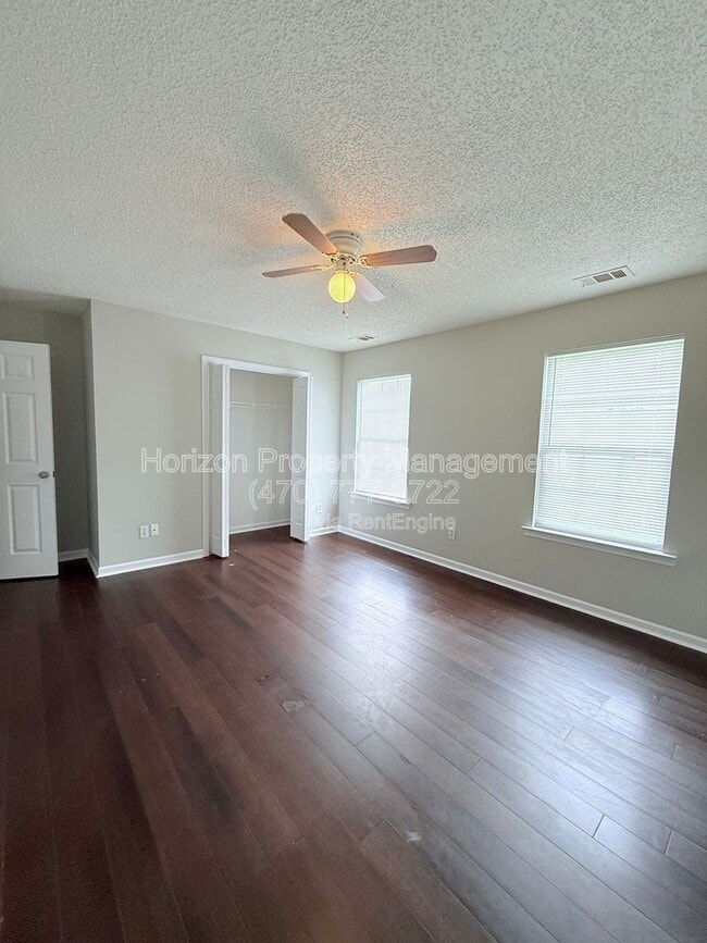 Building Photo - 35 Middleton Ct SE