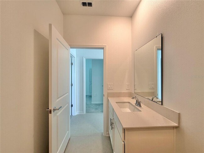 Building Photo - 6089 Meditation Dr