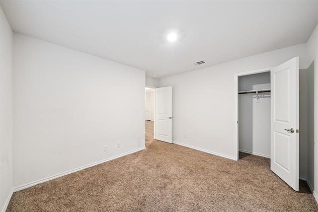 Building Photo - 809 Farmstead Wy