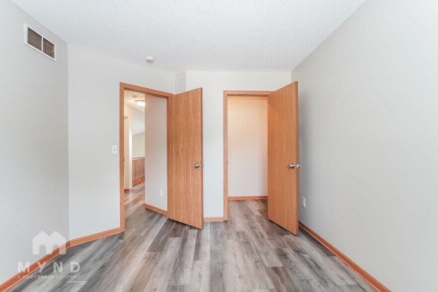 Building Photo - 5038 Rolling Rock Ct