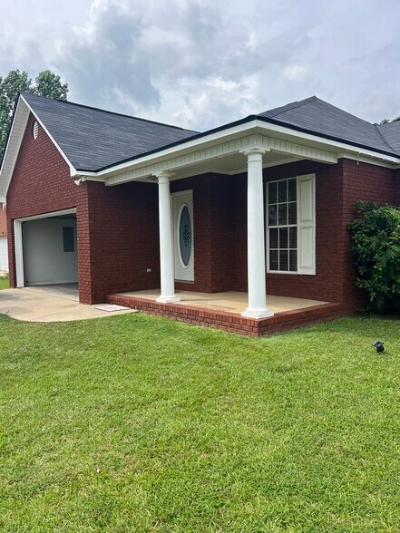 Building Photo - 412 Fulton Dr