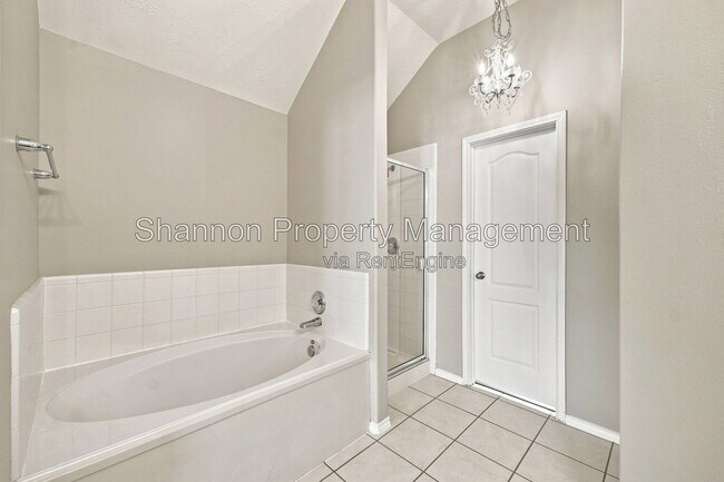 Building Photo - 18810 Lantern Cove Ln