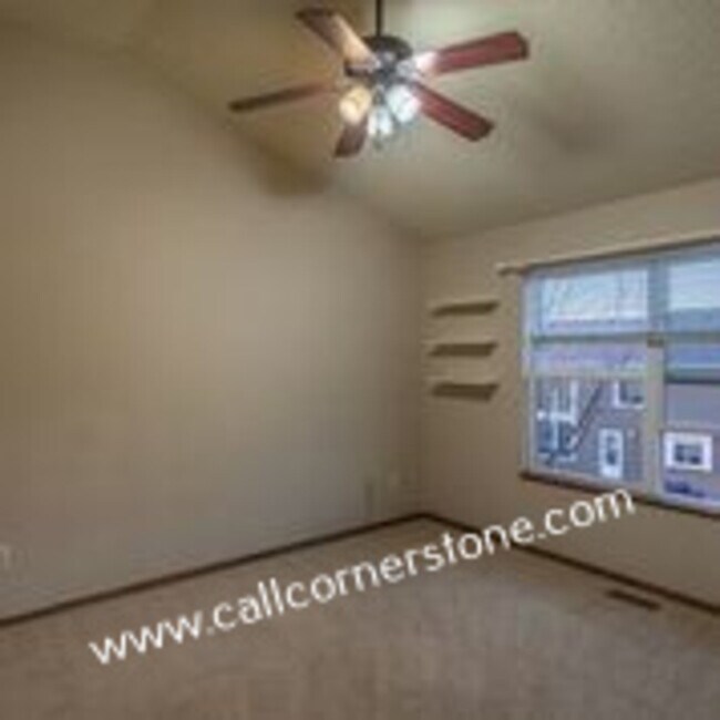 Building Photo - 630 Fernglen Ct