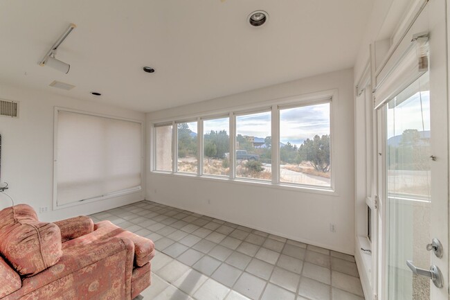 Building Photo - SANDIA HEIGHTS EXECUTIVE RENTAL 2+Story 3B...