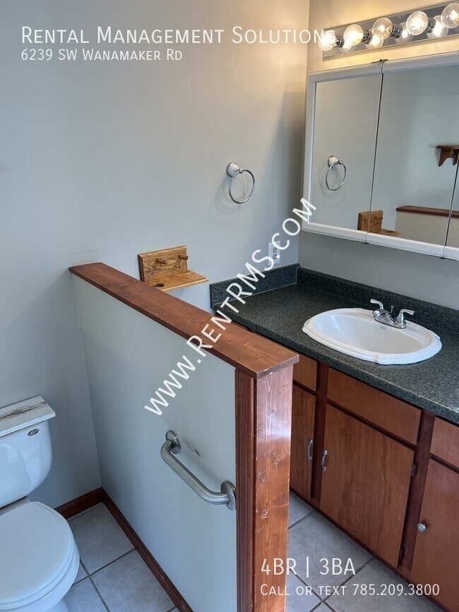 Building Photo - 6239 SW Wanamaker Rd