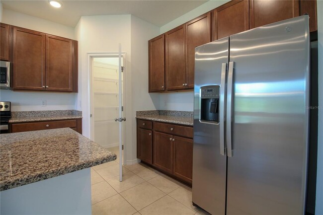 Building Photo - 6524 Great Bear Dr