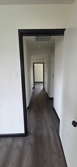 Building Photo - 754 Marjorie Dr