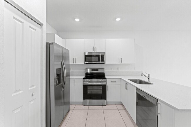 Building Photo - 5515 NW 27th St