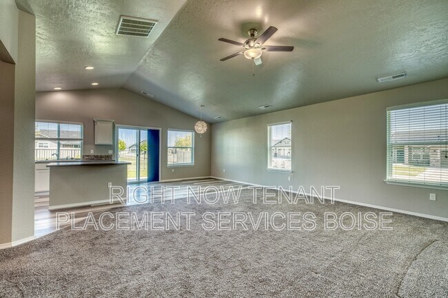 Building Photo - 8148 S Red Shine Ave