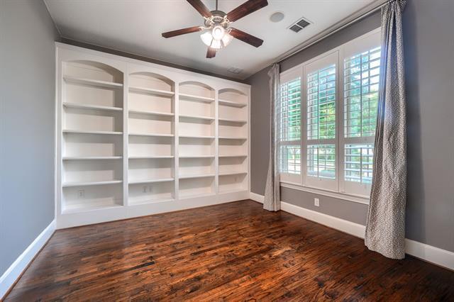 Building Photo - 1208 Damsel Caitlyn Dr