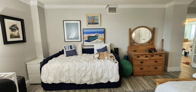 Building Photo - 1830 N Atlantic Ave