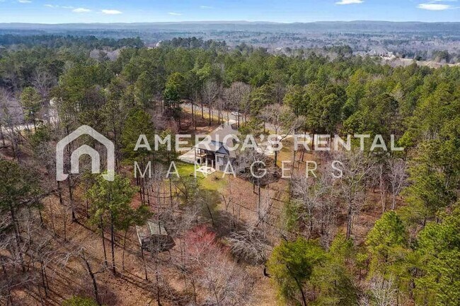 Building Photo - Deposit Pending! - Private Estate Living on Over 3 Acres! Available to view NOW!