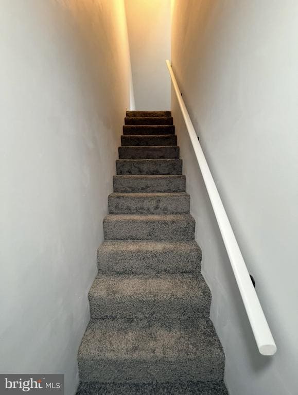 Building Photo - 137 Denny Ave