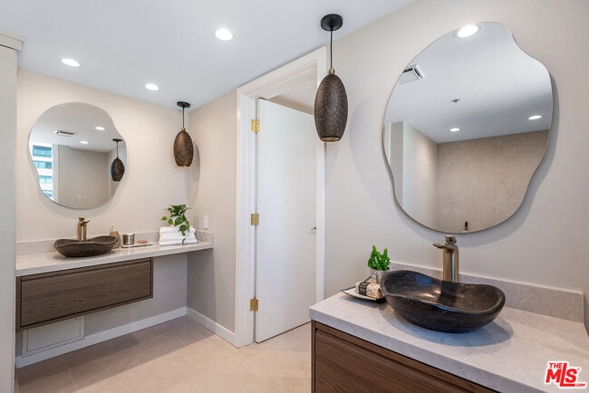 Building Photo - 10550 Wilshire Blvd