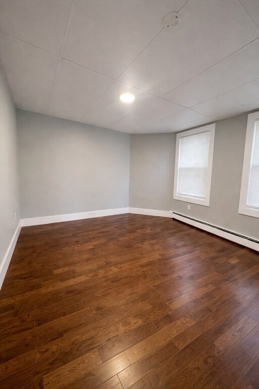 Building Photo - 203 London St