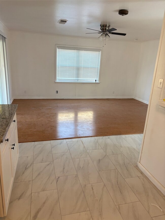 Building Photo - 4110 Wuthering Heights Dr