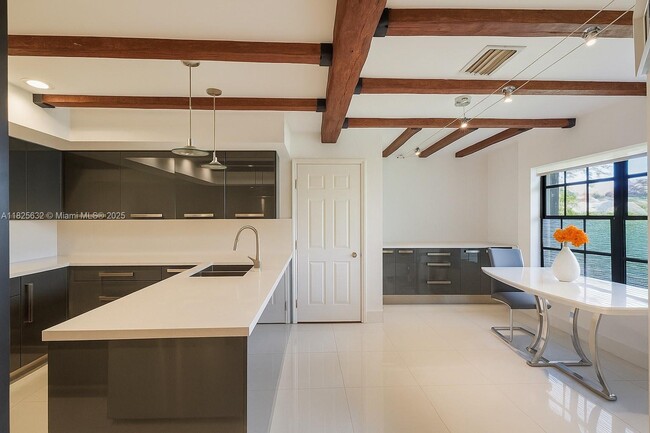 Building Photo - 9318 NW 50th Doral Cir S
