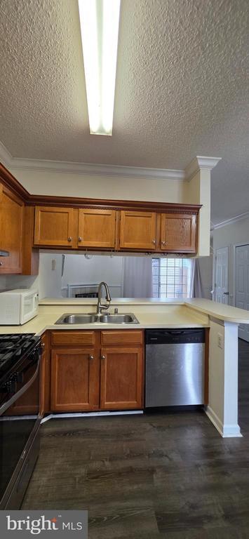 Building Photo - 3009 McMaster Ct