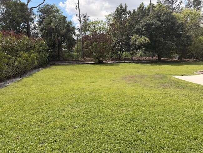 Building Photo - 2218 SW Panther Trce