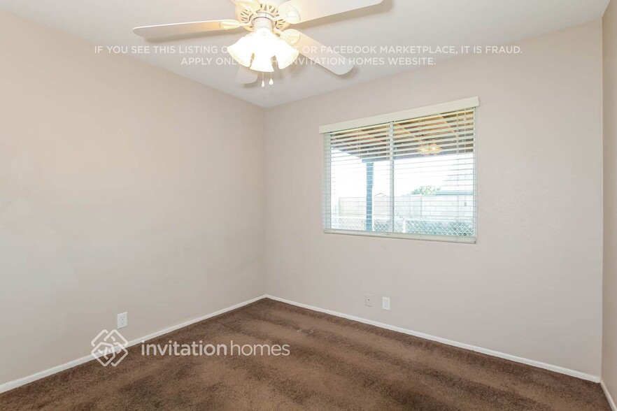 Building Photo - 8931 W Fullam St