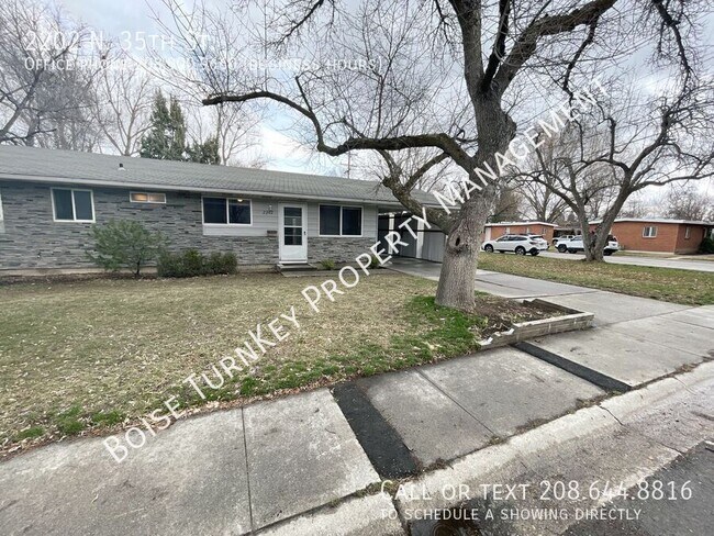 Building Photo - 2202 N 35th St