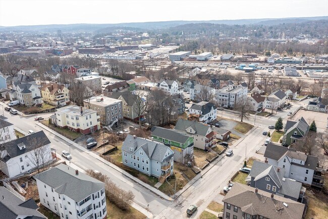 Building Photo - 74 Green Hill Pkwy