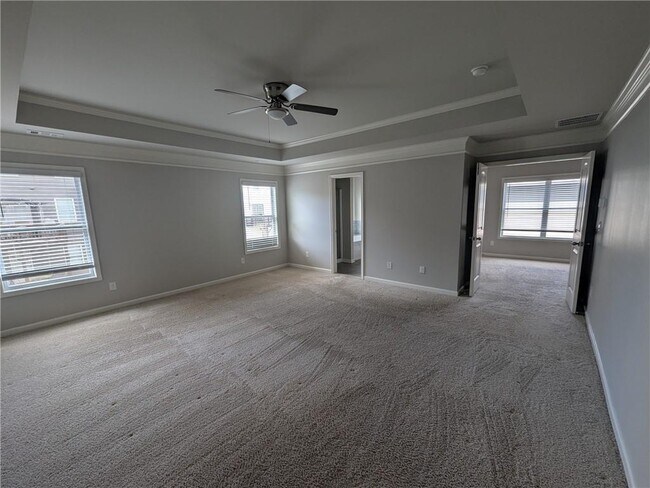 Building Photo - 4325 Altona Pl