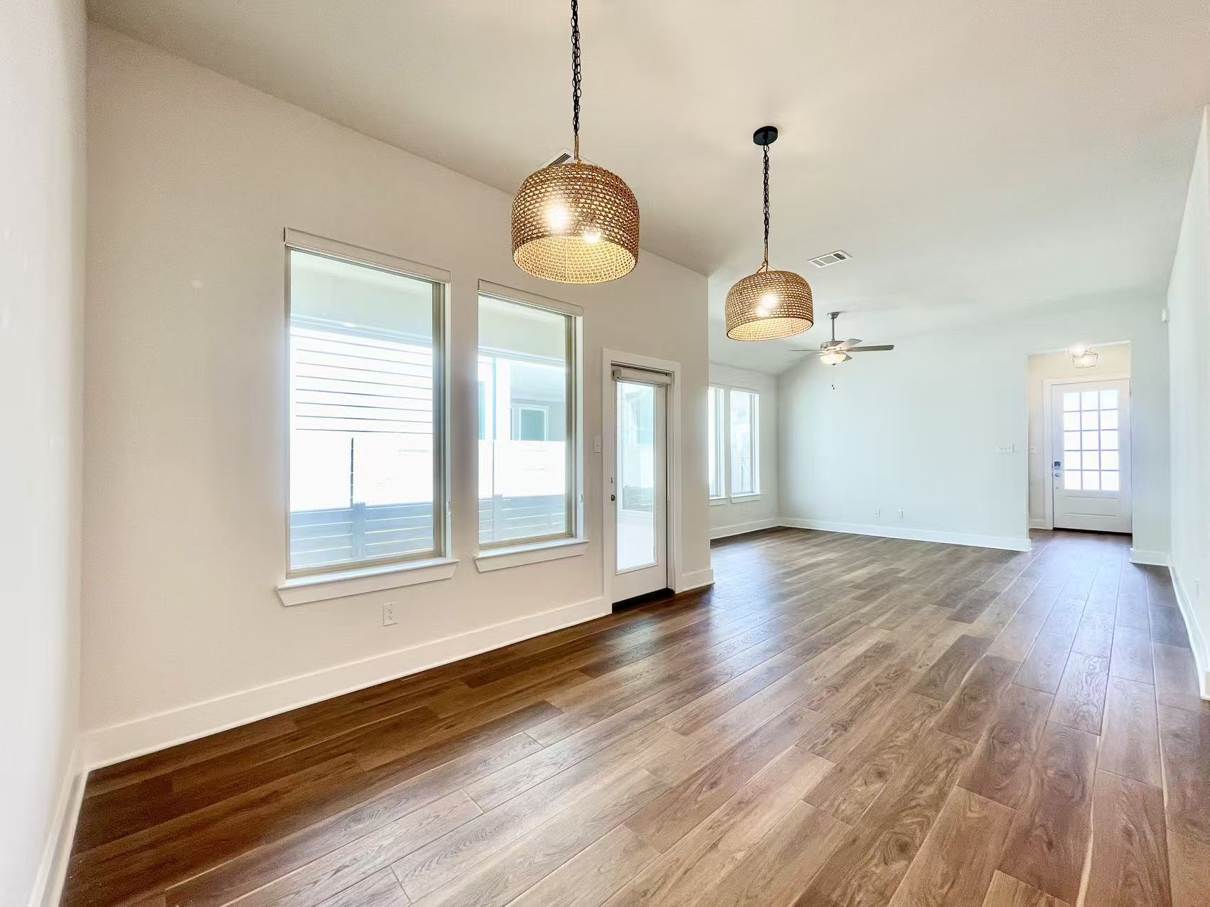 Building Photo - 3320 Eddington Dr