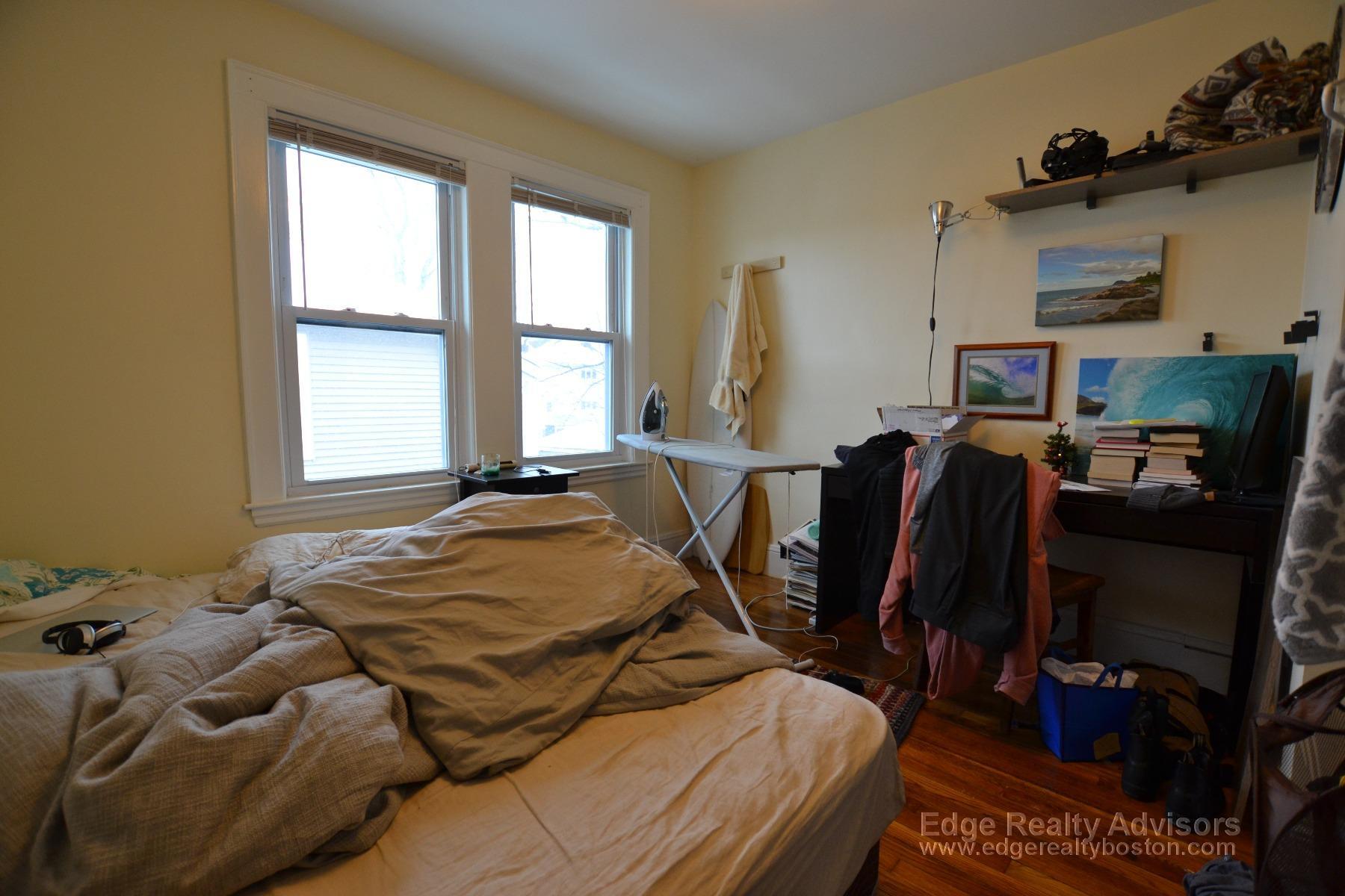 Building Photo - 9 Donnybrook Rd