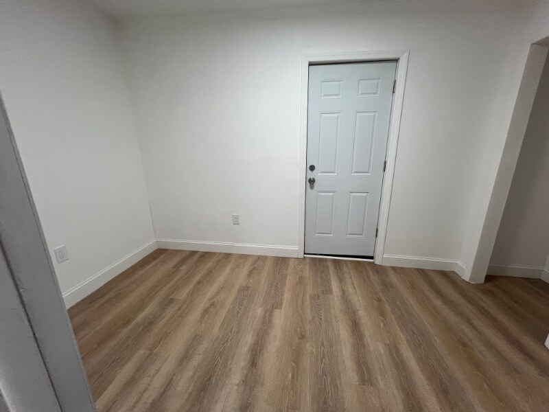 Building Photo - 25 13th St