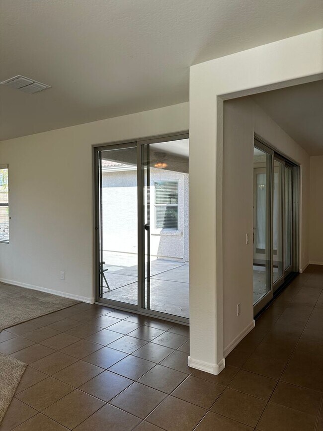 Building Photo - 4 BD + DEN IN CORTESSA IN WADDELL