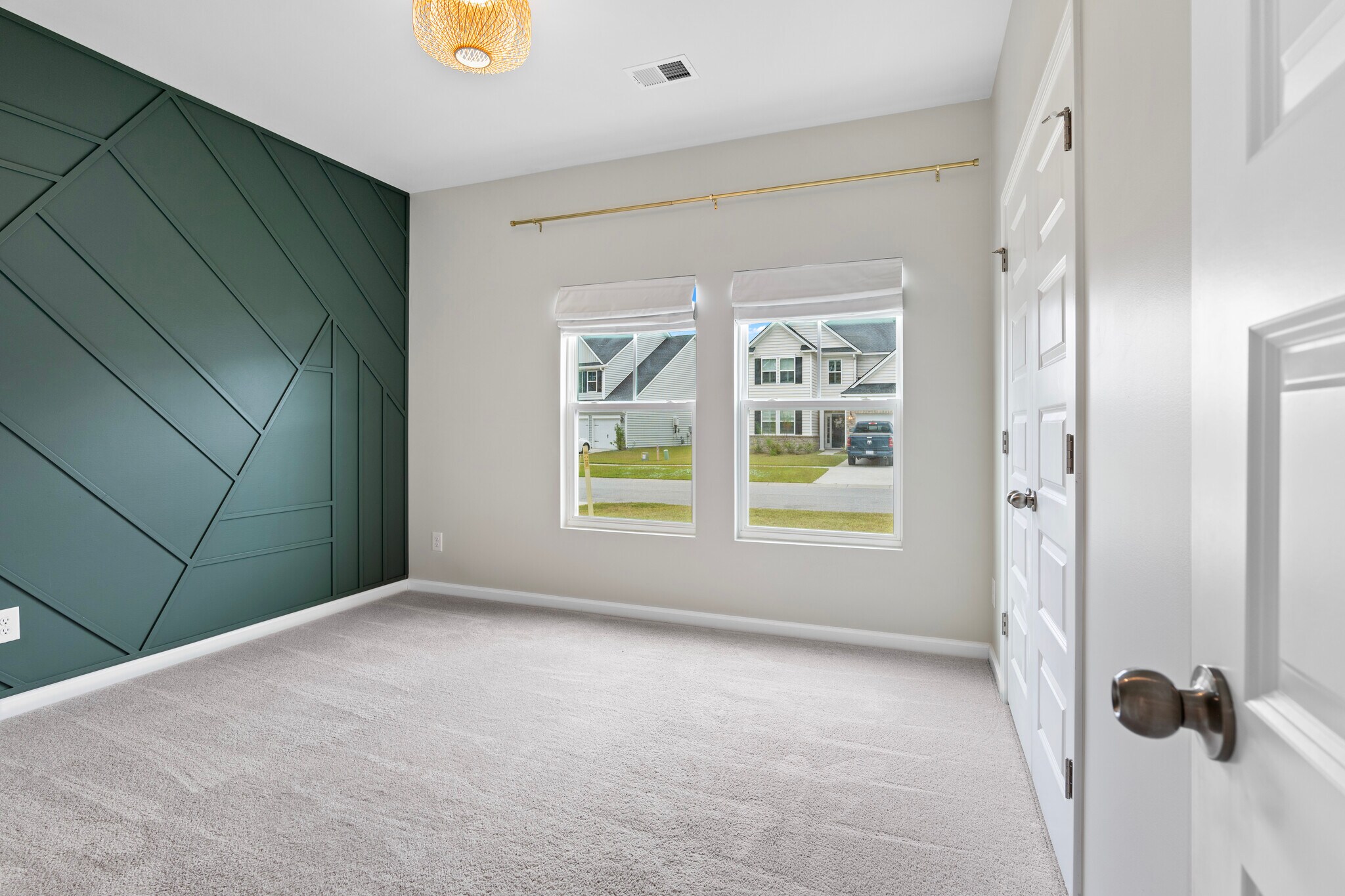 Building Photo - 301 Firewheel Ct