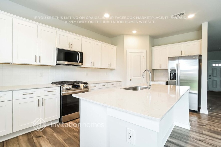 Building Photo - 820 Hallman Br Ln