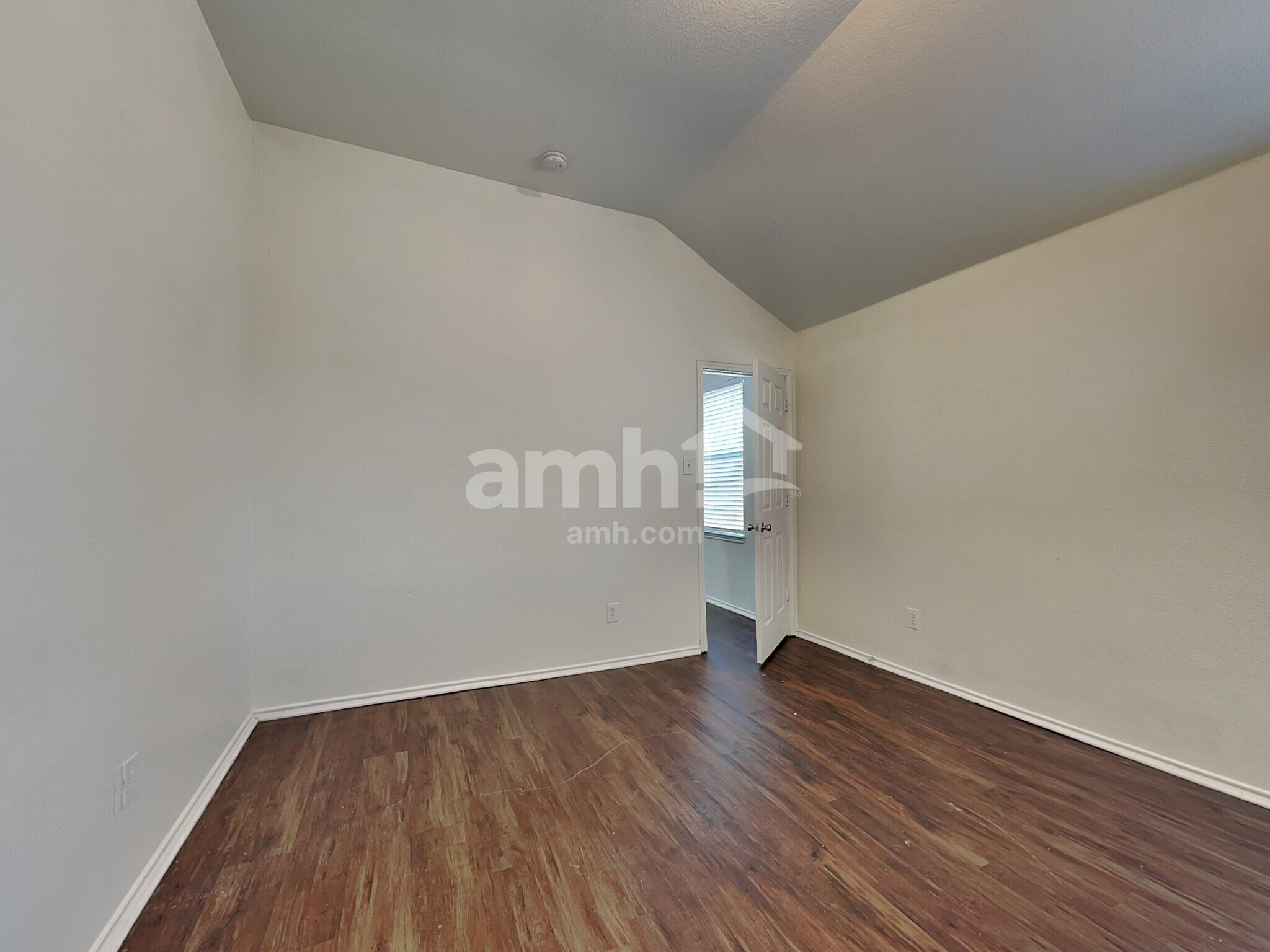 Building Photo - 2101 Hanakoa Falls Dr