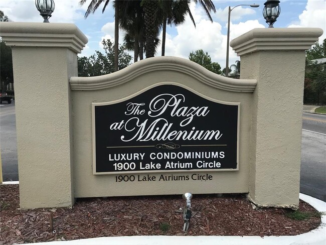 Building Photo - 1916 Lake Atriums Cir