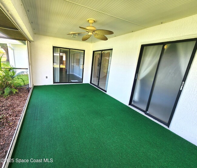 Building Photo - 1244 Lakeview Dr