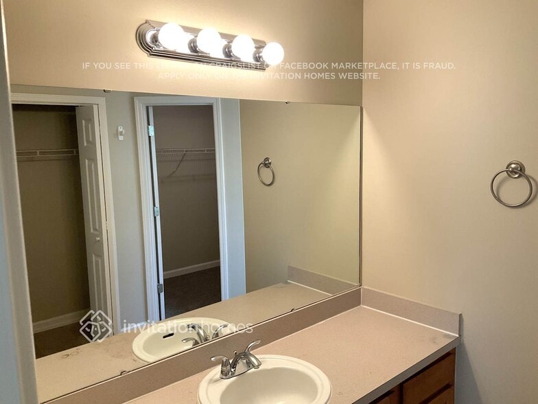 Building Photo - 7041 Vida Ln