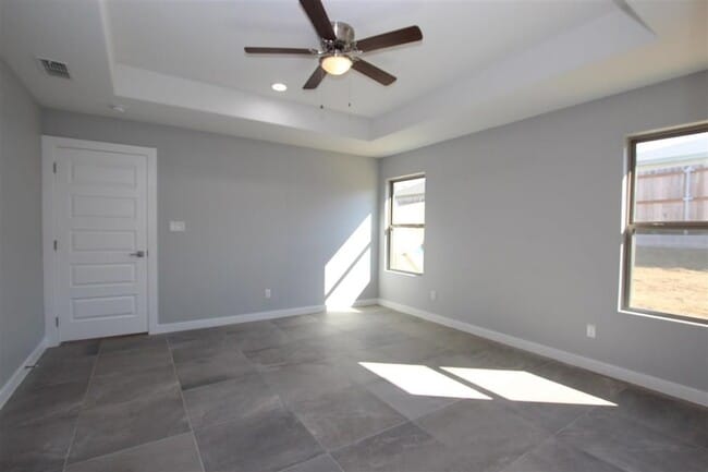 Building Photo - 1009 La Muralla St
