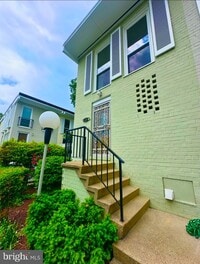 Building Photo - 228 G St SW