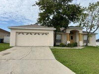 Building Photo - Highland Square Home