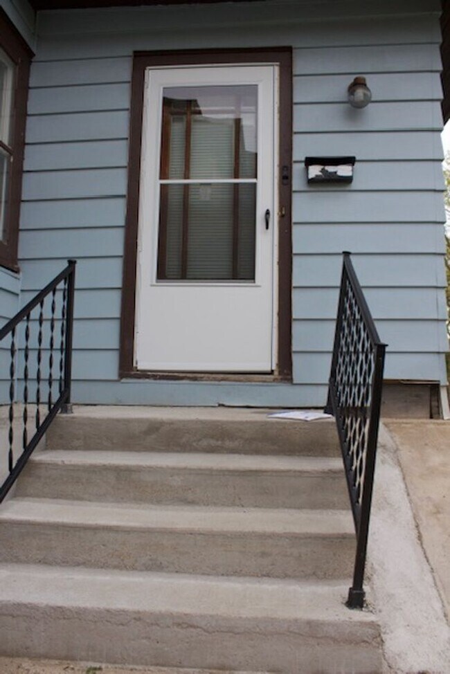 Building Photo - 2819-2821 N 47th St