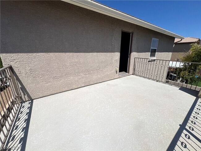 Building Photo - 9460 Glendora Valley St