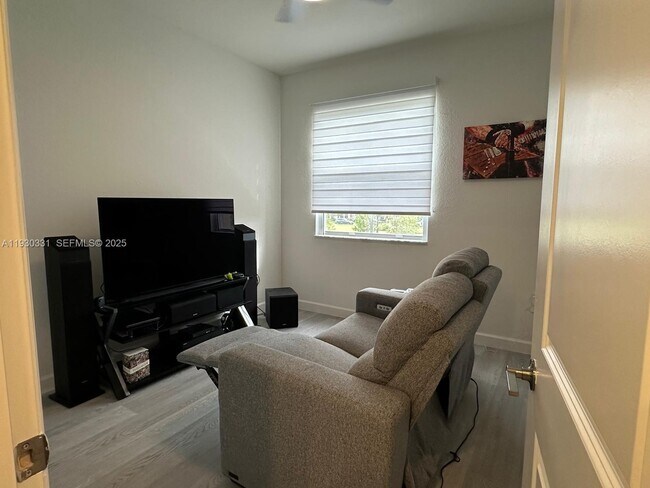 Building Photo - 26450 SW 148th Ct