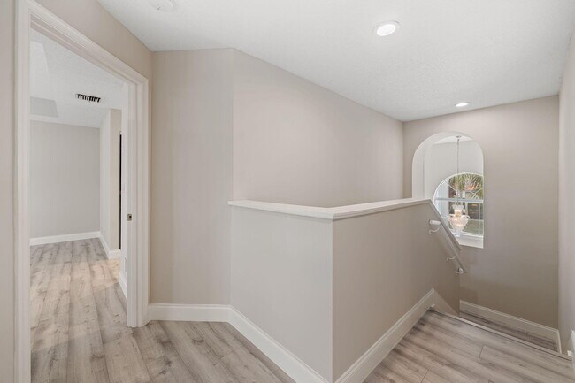 Building Photo - 3257 El Camino Real