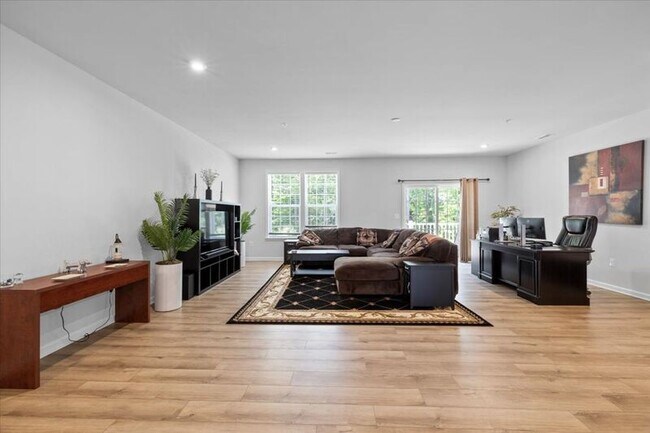 Building Photo - 4641 Wistar Creek Dr