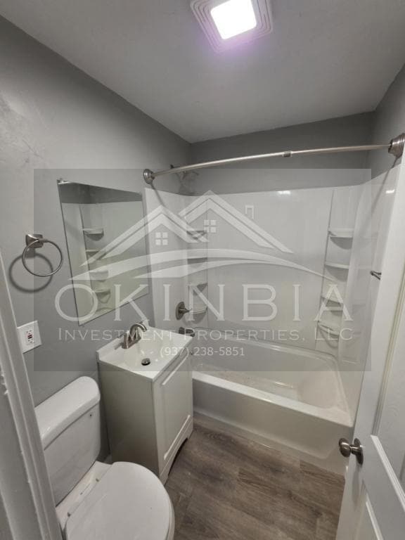 Building Photo - 323 Verona Rd